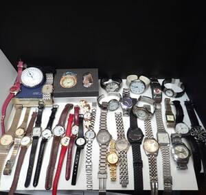 腕時計 32点 まとめ売り ジャンク品 SEIKO セイコー/CASIO カシオ/NIXON ニクソン/FOSSIL フォッシル/Klaeuse クロイゼ 等 不動品