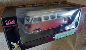 Road Signature DIE CAST METAL Collection Deluxe Edition 1/18 1962 Volkswagen Microbus フォルクスワーゲン 絶版 入手困難　レア　