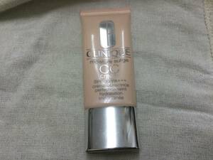 CLINIQUE クリニーク　CCクリーム　モイスチャーサージ