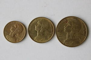 フランス硬貨　20，10，5サンチーム　各１枚　計３枚　古銭　コイン　