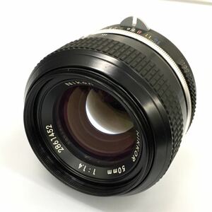 Nikon ニコン ニッコール カメラレンズ マニュアルフォーカス 50mm F1.4 52mm L1B フィルター付き 単焦点レンズ