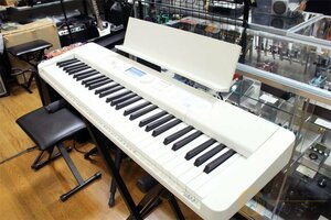 [極美品] CASIO LK-520 光る鍵盤で楽しくピアノ練習！初めての方にもおすすめの電子キーボード！ 2021年製 [QJ171]