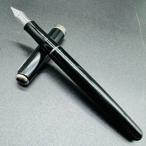 PARKER パーカー SONNET ソネット 万年筆 ペン先18K-750刻印 筆記具 中古品 ブランド 筆記未確認 コレクション 格安 1円出品 8388