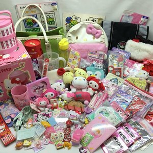 ■SANRIO　サンリオ　ハローキティー他　サンリオグッズ　まとめ売り　いろいろまとめ6キロ　中古品 /6.92kg