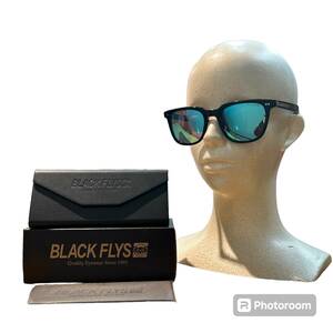 新品未使用 BLACK FLYS　FLY STACY（POL）　ブラック-シルバー/ブルーミラー　偏光レンズ　ブラックフライ　サングラス　BF-14506-10