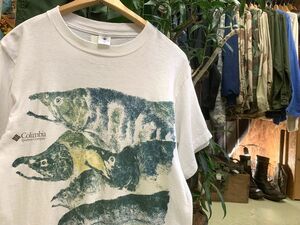 USA製90sビンテージColumbiaコロンビア魚両面プリントオールコットンTシャツM白アメカジアウトドアキャンプアメリカ製nr119