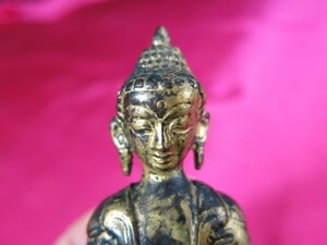 B　金泥チベット仏 明清時代　金工　中国　仏像
