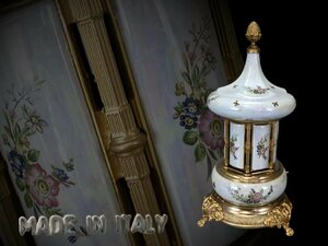 M0255B 高級オルゴール MADE IN ITALY イタリア製 宮殿形 手描きの花蝶文 開閉式 シガレットケース 置物 西洋美術