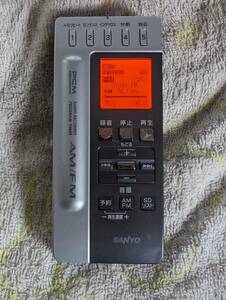 SANYO ラジオ付き　ICレコーダー　ICR-RS110M　FM：76～90MHz　AM：522～1,629kHz　本体のみ　動作品