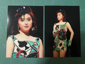 【2枚セット】 酒井法子　写真2枚 ラメミニスカ　太股　80年代アイドル