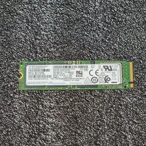 SAMSUNG PM981a(MZVLB256HBHQ-000L7) 256GB NVMe SSD フォーマット済み PCパーツ M.2 2280 動作確認済み 240GB 250GB