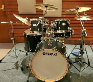 ● ヤマハドラムセット ツアーカスタム TMP2F4 LCS ● A.Zildjian Cymbal 