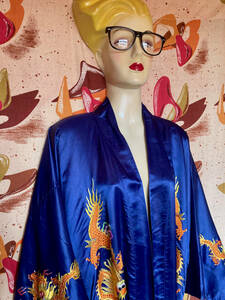 70s ヴィンテージ GOLDEN DRAGON 金龍 シルクサテン チャイナガウン コート スーベニア ドラゴン刺繍 オリエンタル ユニセックス