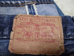 ★　リアルビンテージ　82年製　LEVIS　501　赤耳　黒カン　ボタン裏524　紙パッチ　良い色落ち　中古　W87cm