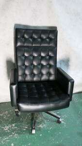中古　Knoll ノール　エグゼクティブチェア　chair 黒 革　傷等有り　パーツ欠品　オフィスチェア　ヴィンセント キャフィエロ　役員チェア