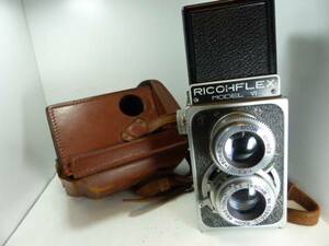 本革ハードケース付　RICOHFLEX　VI　　難あり　