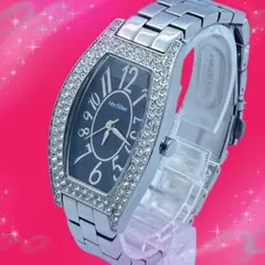 《美品　稼動品》　ヴァンドーム　ラインストーン　レディース腕時計　クォーツ