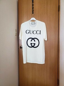 グッチ【美品】ロゴプリント レディース Tシャツ サイズS オフホワイト ジャパンタグ オーバーサイズ