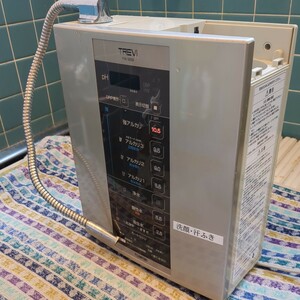 アルカリイオン整水器 フジ医療器　FW-5050 部品取り