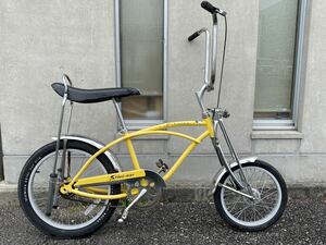 フ6587M★Schwinn　STING-RAY　シュウィン　スティングレイ　ビーチクルーザー　340ｍｍ　前16インチ後ろ20インチ★