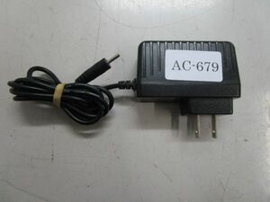 JUKE AC/DC Adapter 5V/2000mA 通電確認済 管理番号AC-679