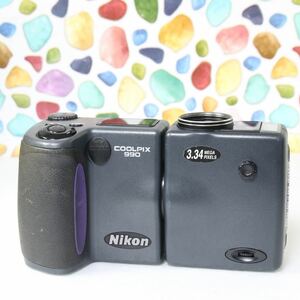 ◇Nikon ニコン COOLPIX 990 ◇オールドデジカメ