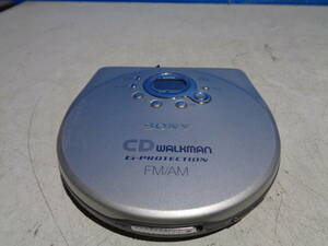 SONY CD WALKMAN D-F700 ポータブル CDプレーヤ― ジャンク