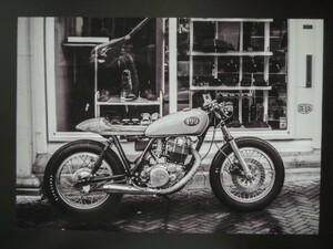 A4 額付き ポスター YAMAHA バイク SR400 モノクロ SR500 デウスカスタム 写真 フォトフレーム 額装済み