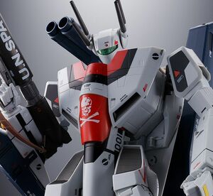 魂ネイション2023 限定 DX超合金 超時空要塞マクロス 劇場版 VF-1S ストライクバルキリー(一条輝機)メカニックエディション 新品未開封