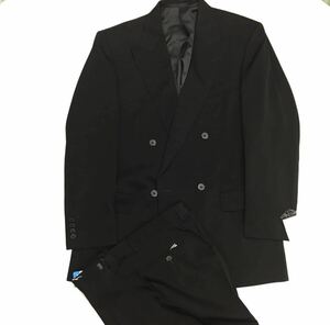 新品　激安　GUY LAROCHE HOMMEフォーマル ダブルスーツ セットアップ　漆黒の黒　kanebo サイズA7 礼服 喪服 冠婚葬祭 アジャスター