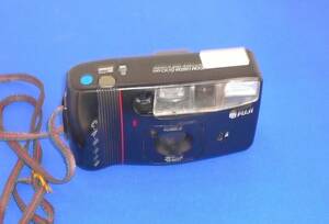 175）86歳終活断捨離 特別価格　昭和レトロ フイルムカメラ入門 フジズームカルディア600　DATE　軽量コンパクトで写りはとても良い