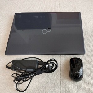 【送料無料】LIFEBOOK AH53/E2