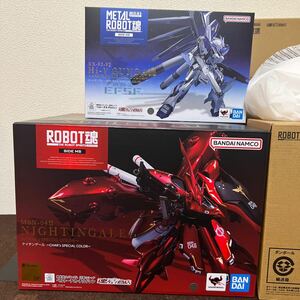 開封済み美品 ROBOT魂 ナイチンゲール CHARs SPECIAL COLOR ＋ METAL ROBOT魂 Hi-νガンダム AMURO