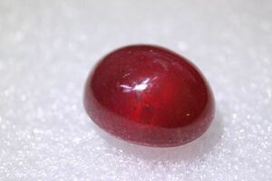 天然スリランカ産ルビー２５．３４ct★カボッション★特別価額★鑑別所付き