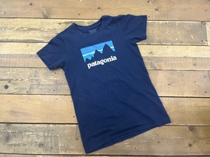 patagonia パタゴニア tシャツ 半袖 xs メンズ ネイビー ロゴプリント 前面プリント used アウトドア