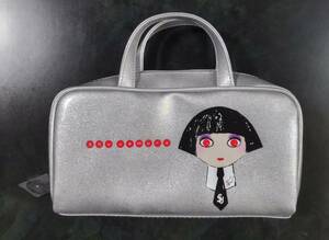 シュウウエムラカールラガーフェルド限定コラボ手さげポーチ新品未使用KarlLagerfeld送料無料shuuemura