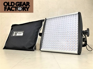 【送料無料】Litepanels Astra 6X LEDライト 照明 スタジオ 写真撮影 ディフューザー付属●E075A112