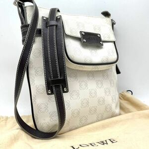 1円〜極美品【高級 希少モデル】LOEWE ロエベ メンズ ボディバッグ ショルダー アナグラム リピート レザー 本革 PVC ビジネス 斜め掛け 白