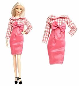 ピンクのワンピースリカちゃん・バービーちゃん・ジェニーちゃん・お人形さん用　Barbie バービー