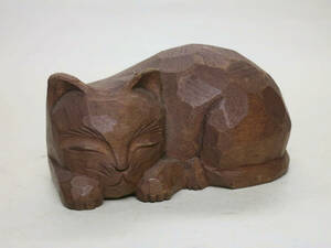 [大幸]　昭和レトロ　`眠り猫`木彫置物　希少良品　ネコ cat　一刀彫　干支　天然木　床飾り　玩具