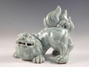 ◇堂◇古鍋島 青磁 獅子 置物 22.5cm 無傷完品 37kw96