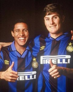 値下交渉 1995-96 ロベカル&サネッティ加入 インテル・ミラノ UMBRO MADE IN ENGLAND 検/ 95 1996 INTER MILAN ROBERTO CARLOS ZANETTI Y2K