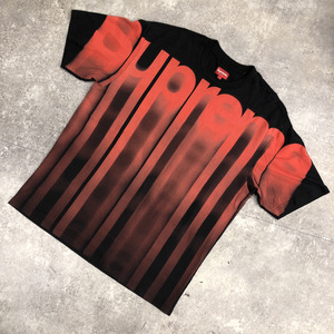 ● Supreme シュプリーム 20AW Bleed Logo S/S Top ブリード ロゴ ショート スリーブ Tシャツ 半袖 グラデーション ブラック 104