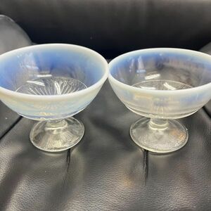 昭和レトロ 氷コップ 乳白ガラス　気泡ガラス　プレスガラス　かき氷　2客セット