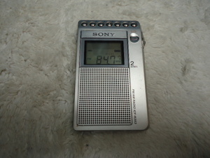 SONY FM/AM 2BANDS RADIO ICF-R353 動作確認品　ソニー　ポータブルラジオ受信機　