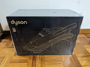 【未使用】dyson ダイソン サイクロン掃除機 DC22