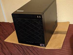 中古 動作確認済 INWIN IW-MS04 MINI ITX 4ベイ NAS 250W電源 送料無料