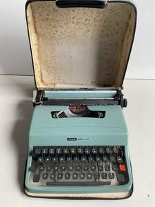 At110◆olivetti オリベッティ◆タイプライター lettera 32 made by olivetti in spain スペイン製 レッテラ 32 昭和 レトロ