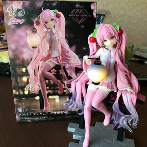 【コレクション整理品】初音ミク 桜ミク AMP＋フィギュア 〜桜提灯ver.〜 LR41電池付き