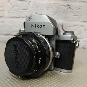 A05025 1円〜 Nikon ニコン F 一眼レフ フィルムカメラ NIKKOR-S Auto 1:1.2 F=55mm ニッコー 動作未確認